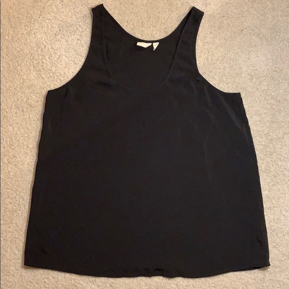 Frenchi Tops - Frenchi Nordstrom black tank top 🤠